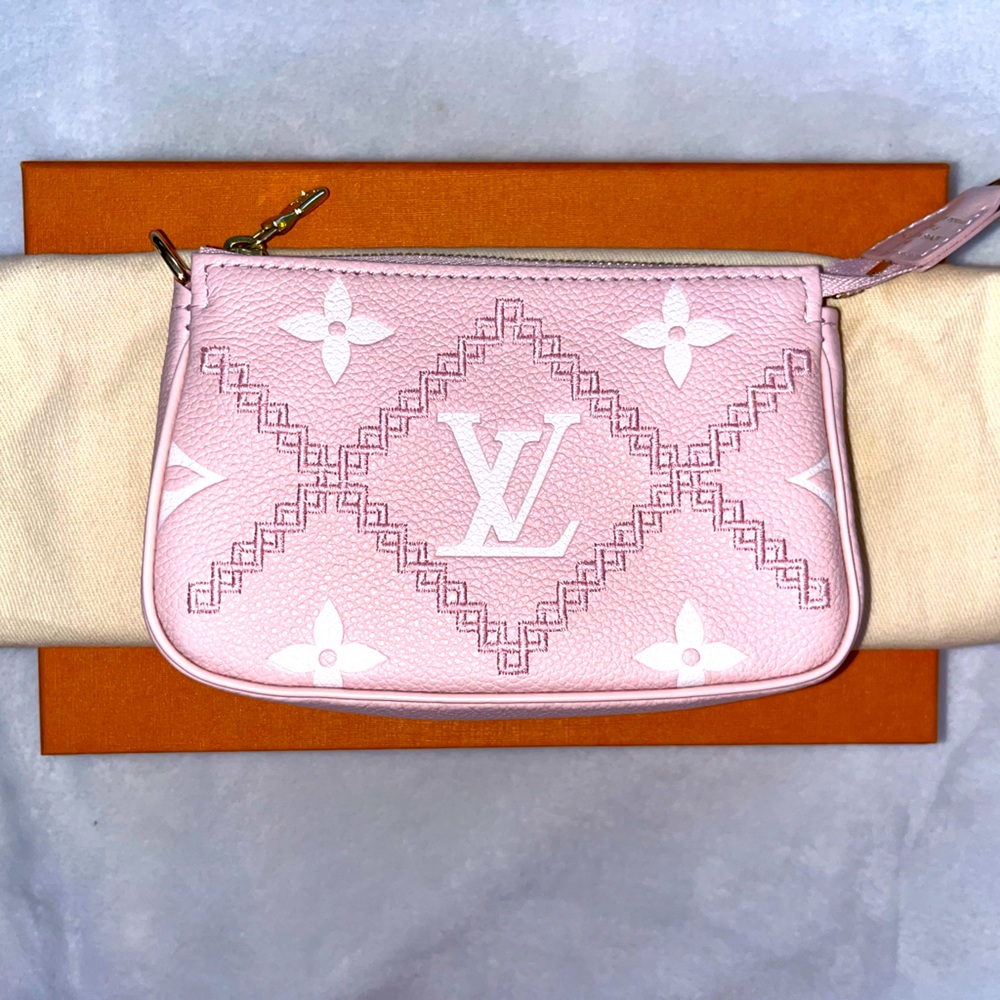 Authentic Louis Vuitton Mini pochette empreinte Broderies PINK purse handbag